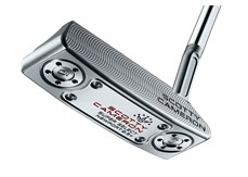 Scotty Cameron Super Select Newport 2.5 Plus putter.