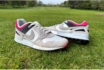 Nike Air Pegasus '89 G Golf Shoes are a spikeless model with retro styling and a one-year waterproof warranty.