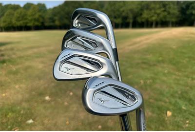 The JPX 925 Hot Metal Pro irons have been designed as a best of both words option